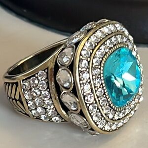 Elegant Bold Blue Stone Ring